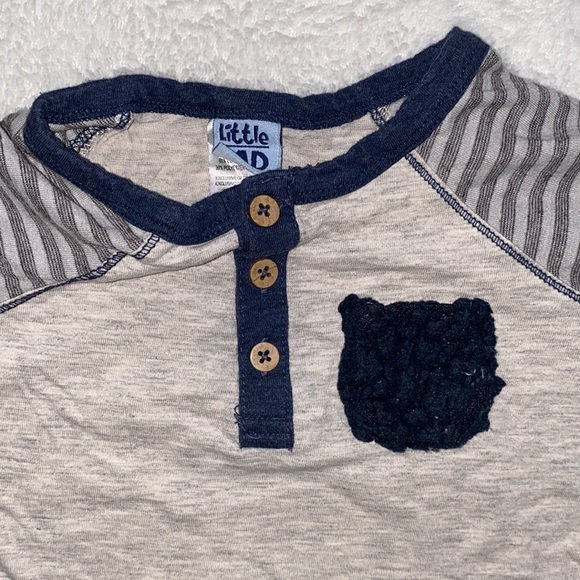 Little Lad two piece set (4T) - Picture 5 of 7